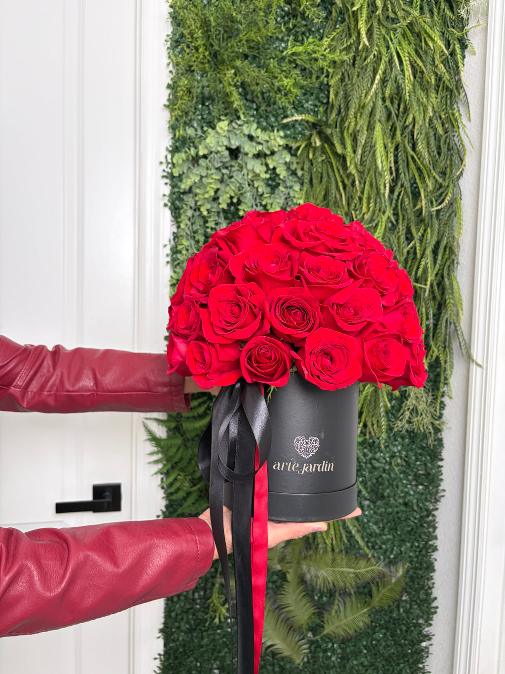 The Red Rose Box