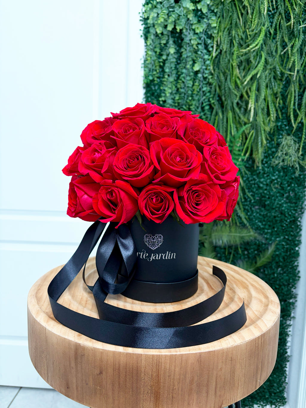 The Red Rose Box